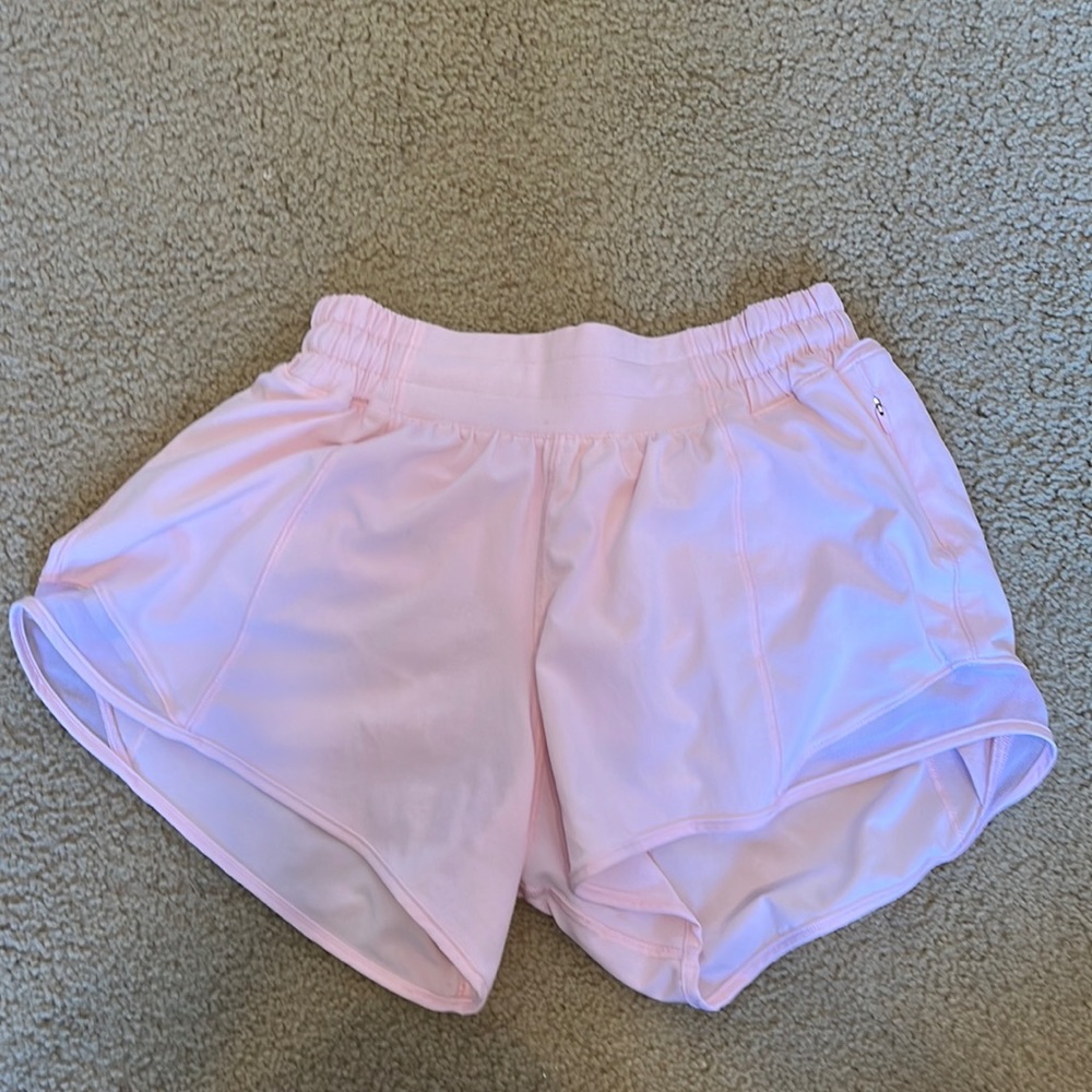 Lululemon Hotty Hot LR Lined Short 4” Strawberry Milkshake